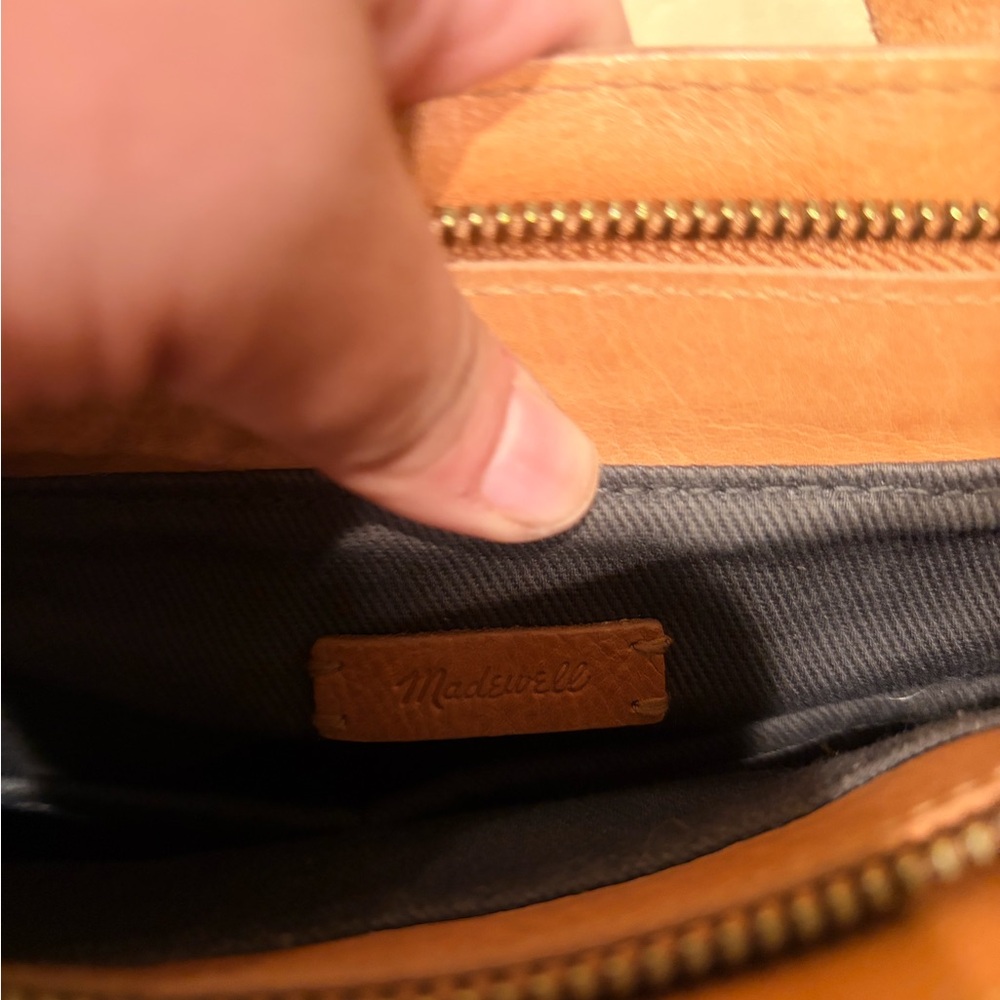 🩷MADEWELL🩷Tan Leather Tote with Cream & Mint crossbody strap - Picture 13 of 15